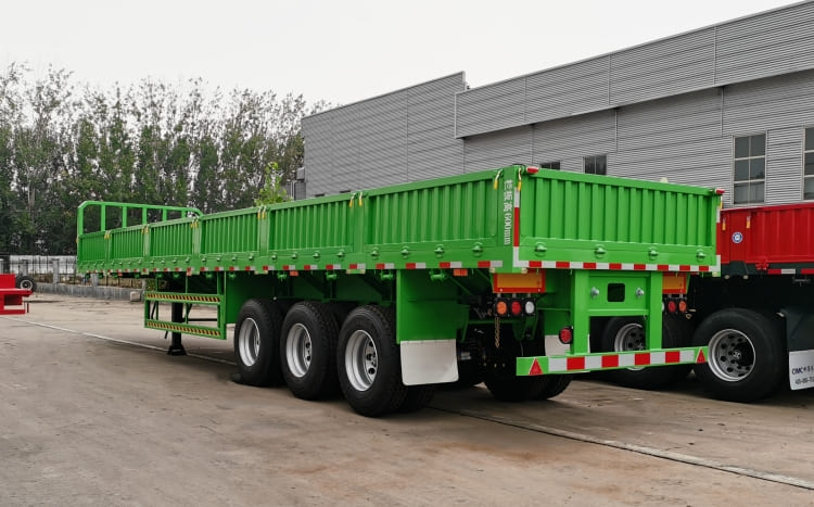 Tri Axle 60 Ton Side Wall Bulk Cargo Trailer for sale in Panama